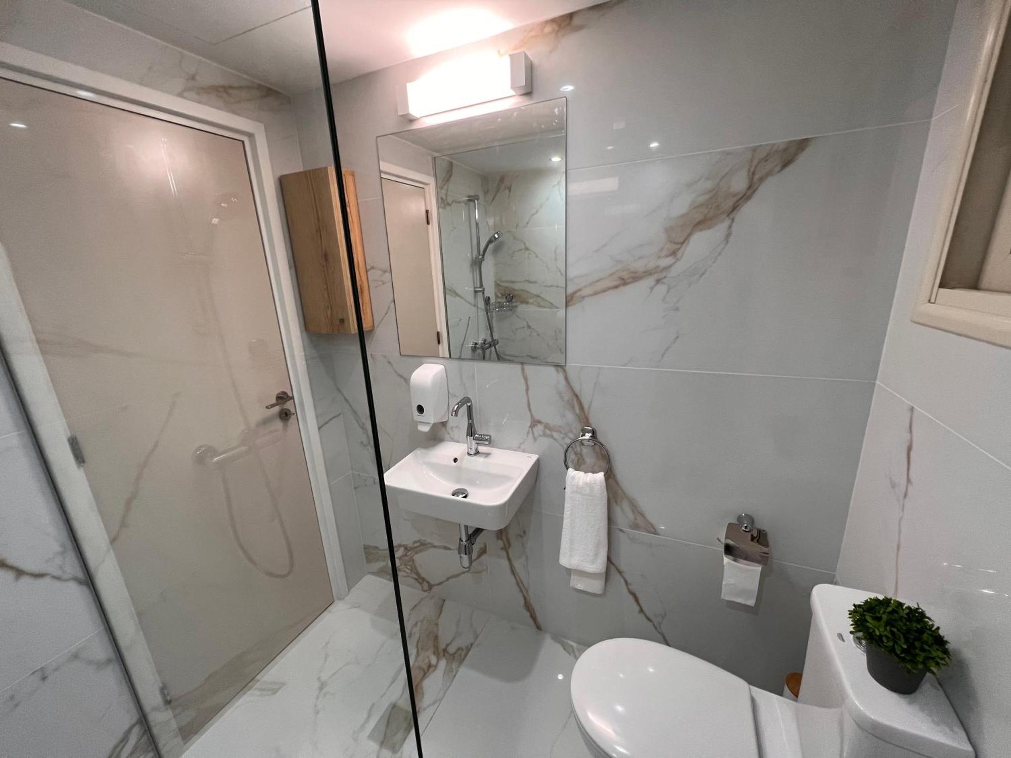 Earth Apartment Ларнака Экстерьер фото